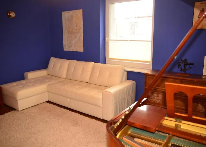 شقة Dark Amber- 3 Grand Piano *